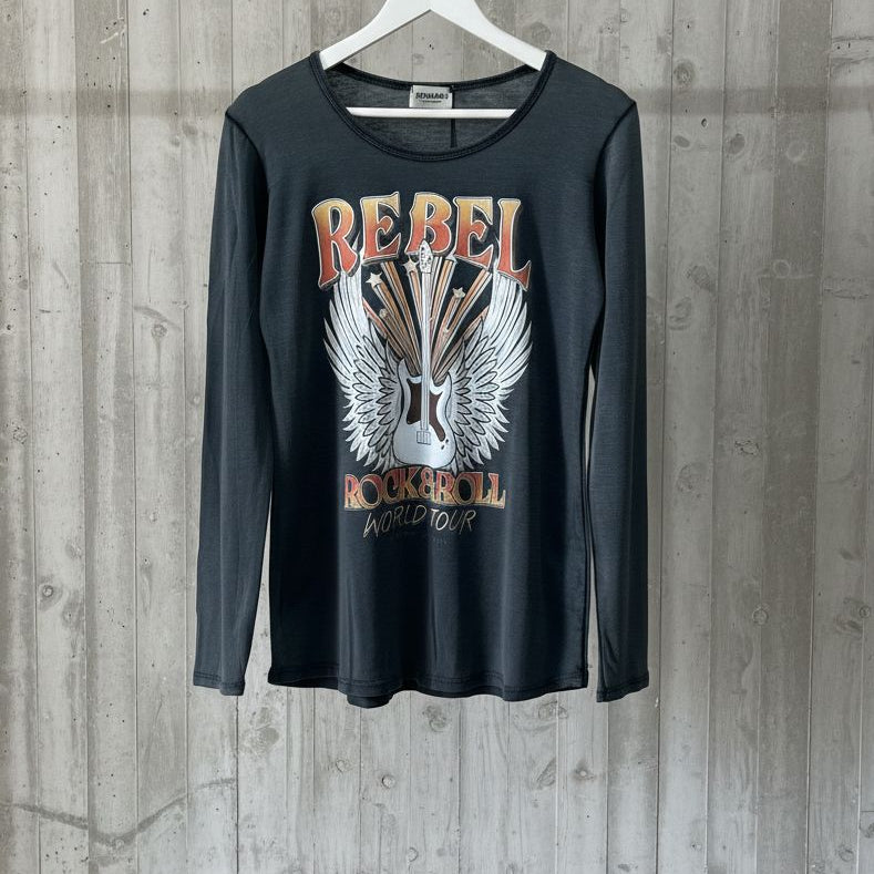 Hand made tee 25// online exclusive