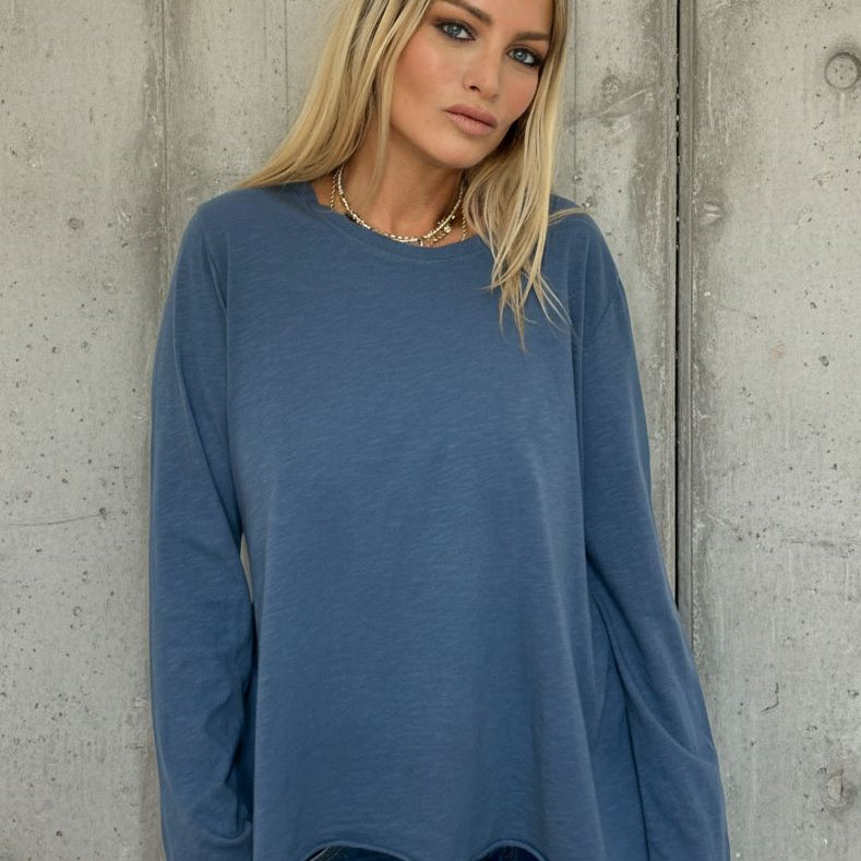 Bond tee// online exclusive