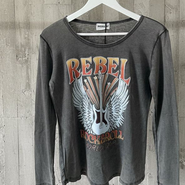 Hand made tee 25// online exclusive