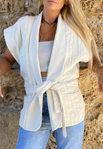 E pique vest  ‏