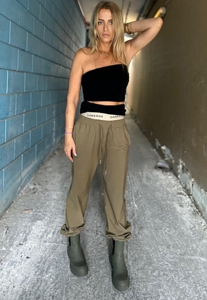 O logo winter pants